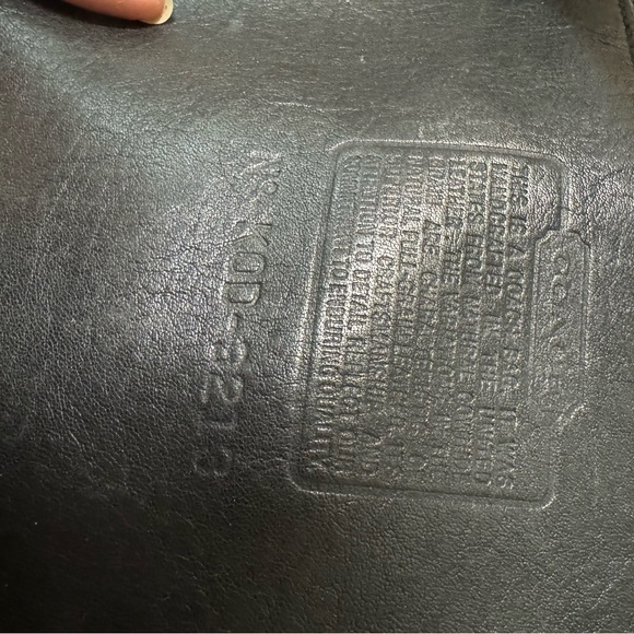 Vintage Coach Legacy East Hobo Shoulder Bag
9213 - Picture 5 of 8